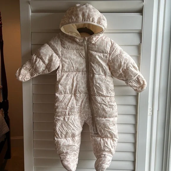 Old Navy Jackets Coats Baby Wintersnow Suit 62 Months Poshmark